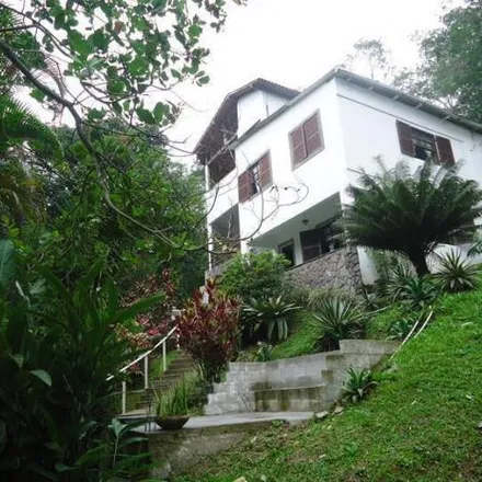 Buy this 4 bed house on Rua dos Brilhantes in Serra Grande, Niterói - RJ