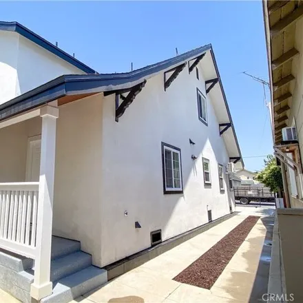 Image 5 - 116 East 47th Place, Los Angeles, CA 90011, USA - House for sale