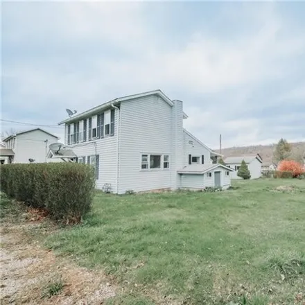 Image 4 - 2413 Neal Road, Graceton, Center Township, PA 15731, USA - House for sale