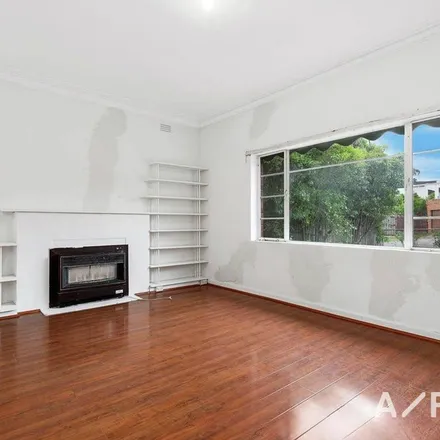 Image 7 - Morris Street, Balwyn North VIC 3104, Australia - Apartment for rent
