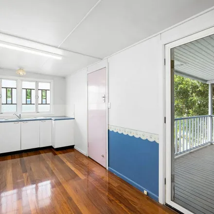 Image 7 - 33 Justin Street, Holland Park West QLD 4121, Australia - Apartment for rent