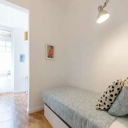 Image 1 - Carrer de Berga, 38, 08001 Barcelona, Spain - Apartment for rent