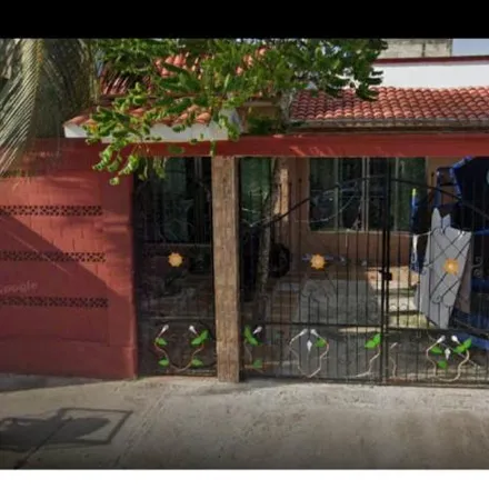 Buy this 2 bed house on Los Cocos in Avenida de los Héroes, 77000 Chetumal