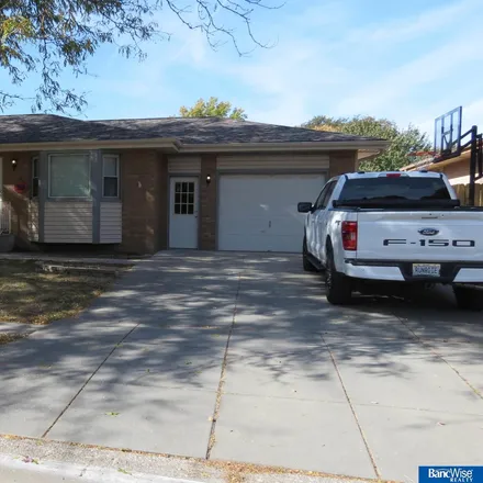 Buy this 3 bed house on 3511 North 2nd Street in Lincoln, NE 68521