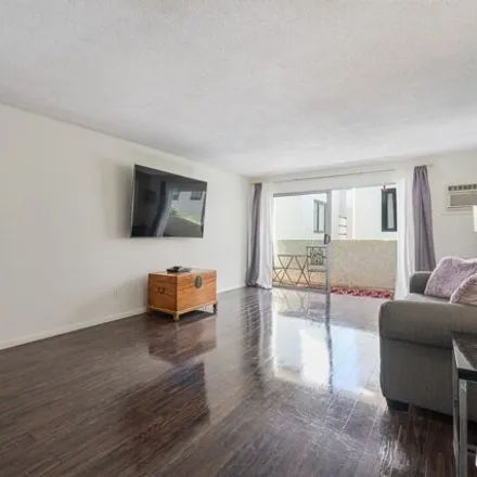 Image 3 - 9077 Keith Avenue, West Hollywood, CA 90069, USA - Condo for rent