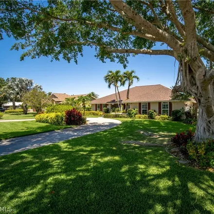 Image 1 - 1233 Westfield Drive, Whiskey Creek, Lee County, FL 33919, USA - House for sale