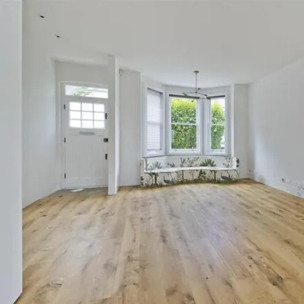 Image 4 - 2 Finstock Road, London, W10 6LT, United Kingdom - Townhouse for sale