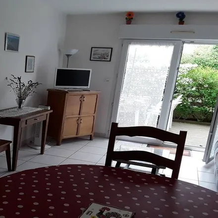 Rent this 1 bed apartment on Rue Anatole France in 17110 Saint-Georges-de-Didonne, France