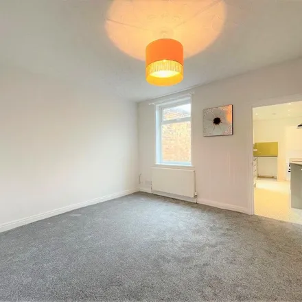 Image 6 - Nelson Street, Scarborough, YO12 7TA, United Kingdom - Apartment for rent