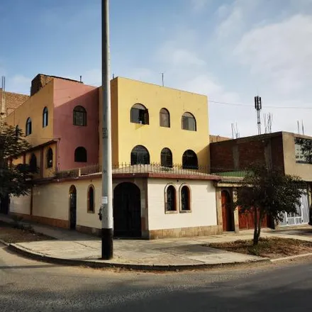 Buy this studio house on Laboriosidad in Los Olivos, Lima Metropolitan Area 15314