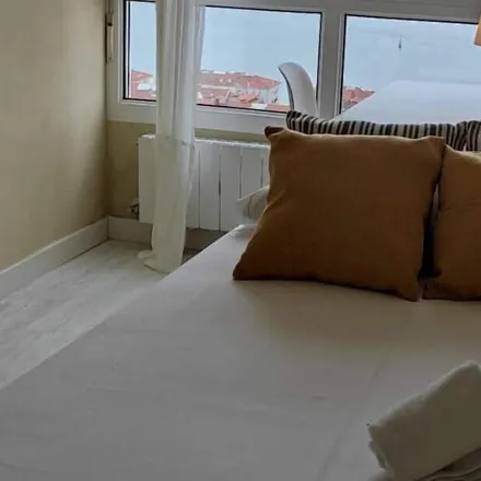 Rent this 3 bed apartment on Santander in Calle de Atilano Rodríguez, 39002 Santander