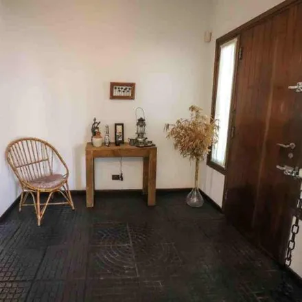 Buy this 2 bed house on Avenida Sobremonte 2442 in Partido de San Fernando, 1646 Virreyes