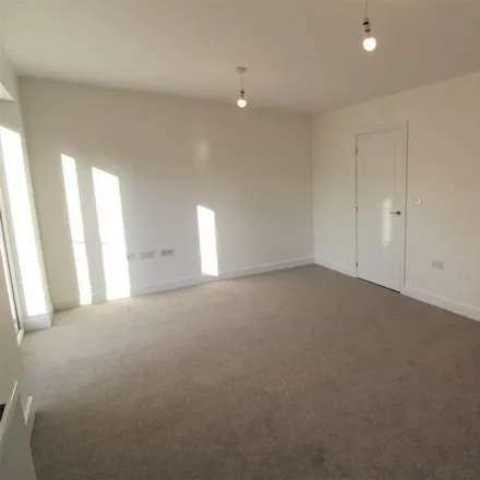 Image 5 - 35 Quarry Heights, Exeter, EX4 8RH, United Kingdom - Duplex for rent
