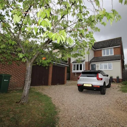 Rent this 4 bed house on Tilkey Road in Coggeshall, CO6 1PH