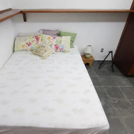 Rent this 1 bed apartment on Rua das Laranjeiras 529 in Laranjeiras, Rio de Janeiro - RJ