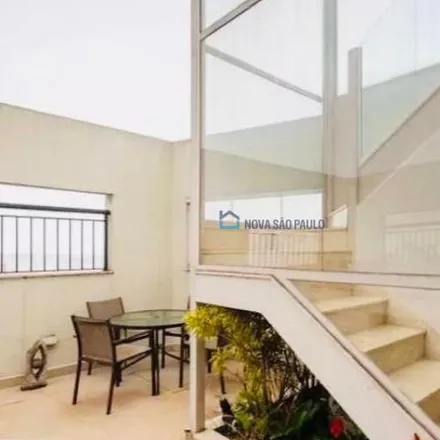 Buy this 4 bed apartment on Rua Primeiro de Janeiro in Mirandópolis, São Paulo - SP