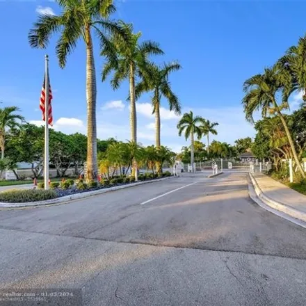 Image 2 - 11930 Nw 56th St, Coral Springs, Florida, 33076 - House for sale