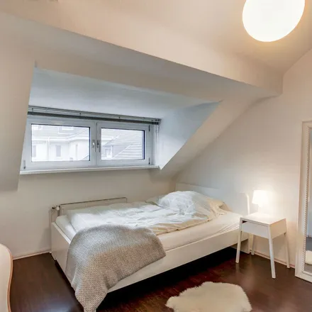 Rent this 2 bed apartment on Luxemburger Straße 300 in 50937 Cologne, Germany