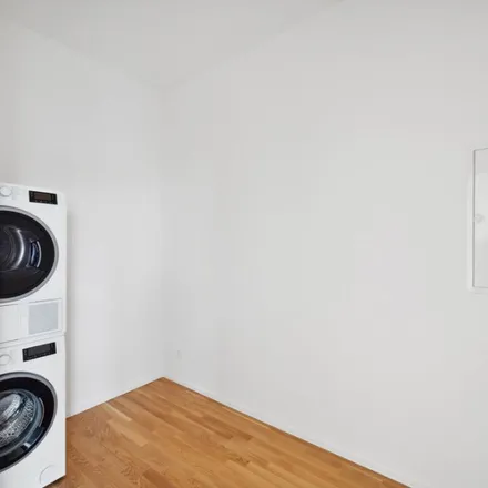 Rent this 4 bed apartment on Riehenring in 4000 Basel, Switzerland