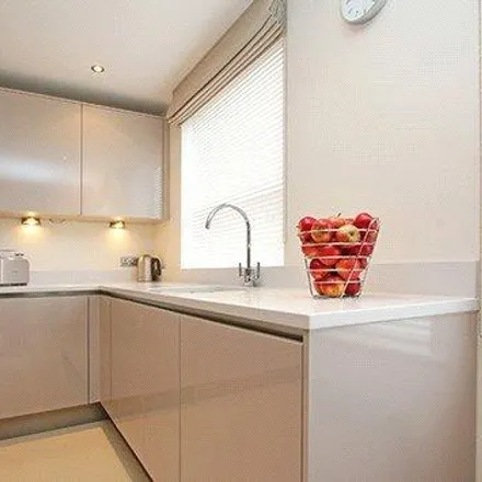 Rent this 2 bed apartment on Kingston House South 1-32 in 1-32 Ennismore Gardens, London