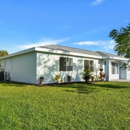 Image 3 - 3875 Pan American Blvd, North Port, Florida, 34287 - House for sale