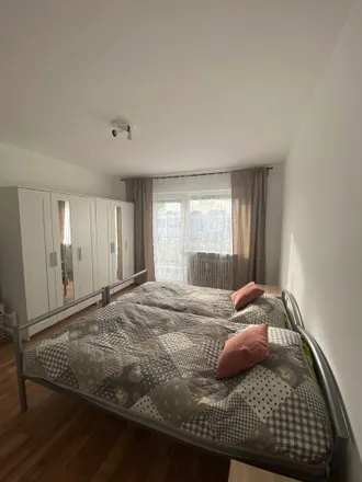Rent this 3 bed apartment on Mittelstraße 50 in 63303 Sprendlingen, Germany