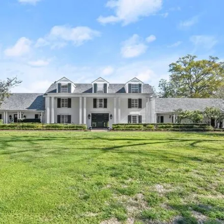 Buy this 6 bed house on 142 Albert Hart Drive in Highland Road Estates, Baton Rouge