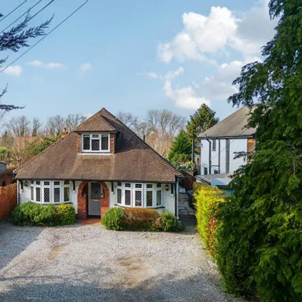 Buy this 5 bed house on Echo Barn Lane in Wrecclesham Hill, Wrecclesham