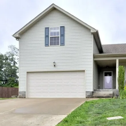 Rent this 3 bed house on 1116 Freedom Drive in Montgomery County, TN 37042