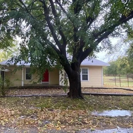 Buy this 2 bed house on 404 West Elm Street in Alvord, TX 76225