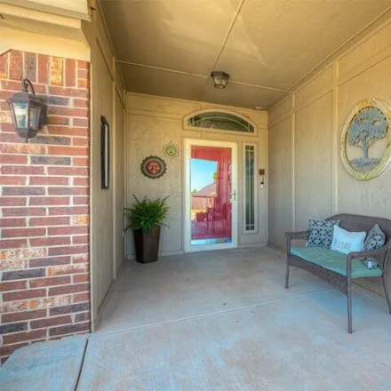 Image 4 - 3714 Painted Bird Lane, Norman, OK 73071, USA - House for sale
