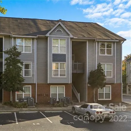 Buy this 1 bed condo on Fourth Ward Square Condomium in 505 North Graham Street, Charlotte