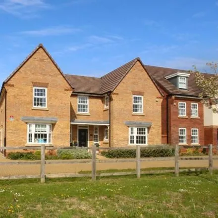 Buy this 5 bed house on Camilla Place in Wolverton, MK11 4BS