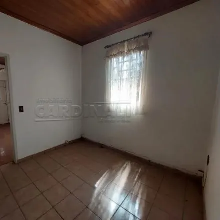 Buy this 2 bed house on Avenida Bandeirantes in Vila Santana, Araraquara - SP