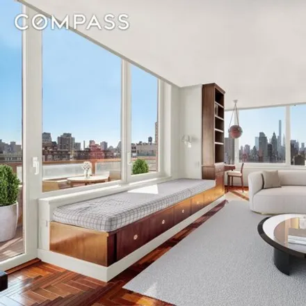 Rent this 4 bed condo on Madewell in 1144 Madison Avenue, New York