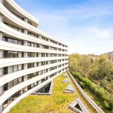 Buy this 1 bed apartment on Colonial Drive in London, London