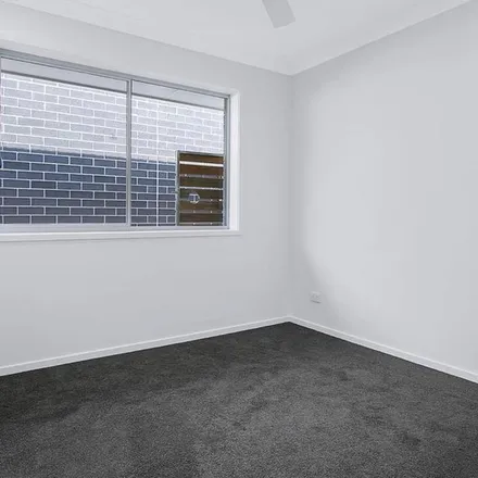 Image 5 - East Beaumont Road, Park Ridge QLD 4125, Australia - Apartment for rent