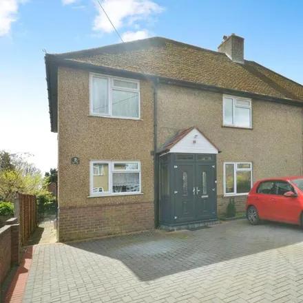 Rent this 4 bed house on Upland Avenue in Chesham, HP5 2DF