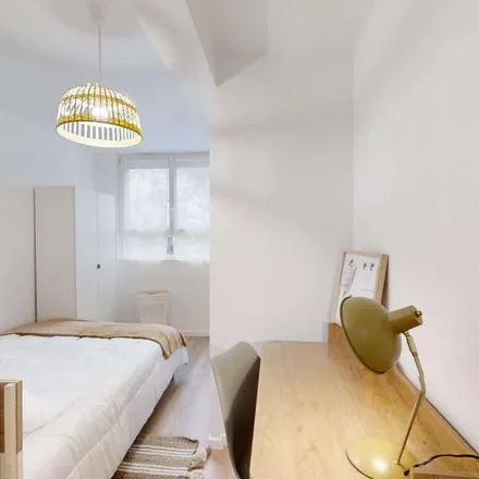 Rent this 3 bed room on Gardien in Résidence du Bois Saint-Louis, 44700 Orvault
