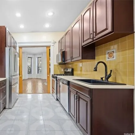 Image 6 - 413A 6th Avenue, New York, NY 11215, USA - Townhouse for sale