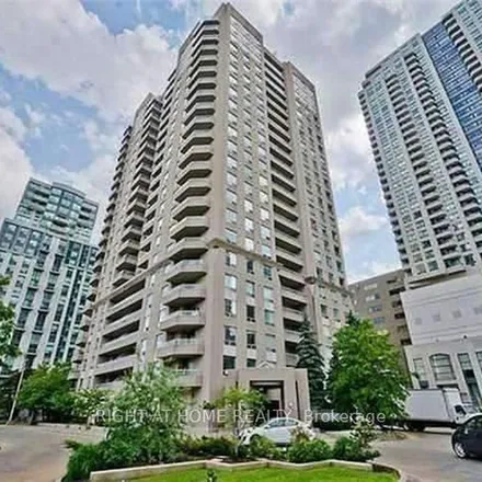 Image 7 - Empress Plaza, 18 Hillcrest Avenue, Toronto, ON M2N 6Z5, Canada - Apartment for rent
