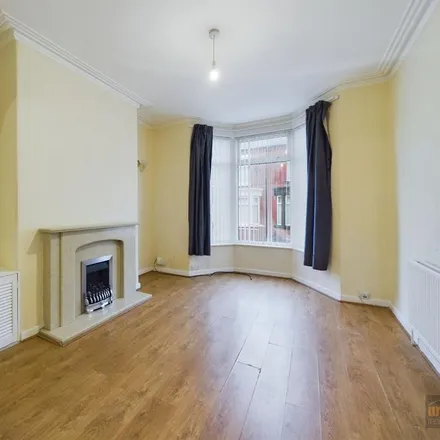 Image 2 - Hampden Street, Liverpool, L4 5TY, United Kingdom - Townhouse for rent