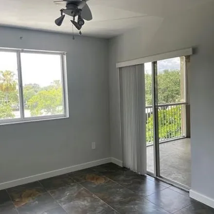 Rent this 2 bed apartment on unnamed road in Davie, FL