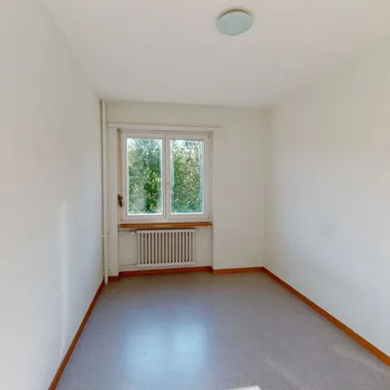 Rent this 3 bed apartment on Scheideggstrasse 18 in 8400 Winterthur, Switzerland