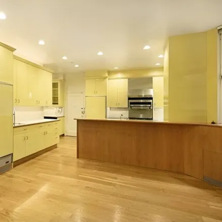 Image 7 - 965 5th Avenue, New York, NY 10075, USA - Apartment for sale