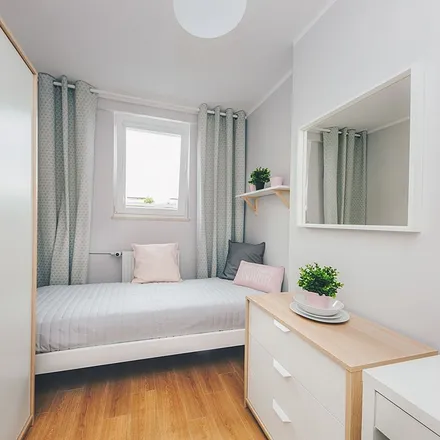 Rent this 1 bed room on Aleksandra Gierymskiego 3 in 00-772 Warsaw, Poland