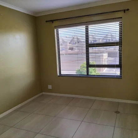 Rent this 2 bed apartment on Boskykloof Road in Cape Town Ward 74, Cape Town