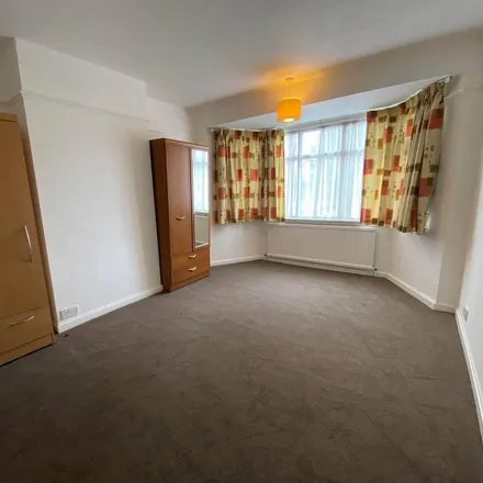 Rent this 3 bed apartment on Bush Grove in London, HA7 2DX
