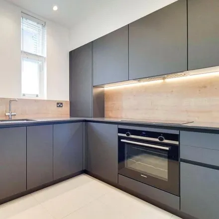 Image 2 - 619 King's Road, London, SW6 2EB, United Kingdom - Apartment for rent