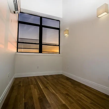 Image 7 - 17 Monitor Street, New York, NY 11222, USA - Apartment for rent